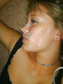 Mature bride sucking cock